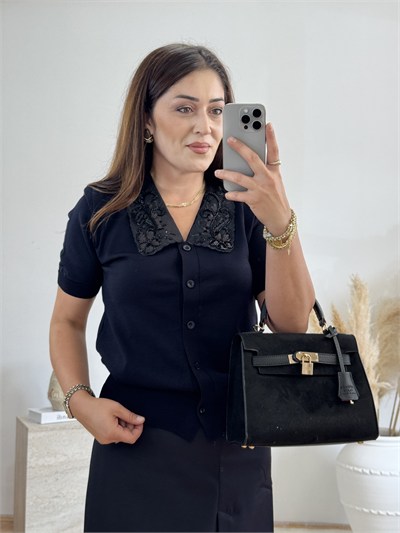Lavin Dantel Yaka Detaylı Triko-Siyah
