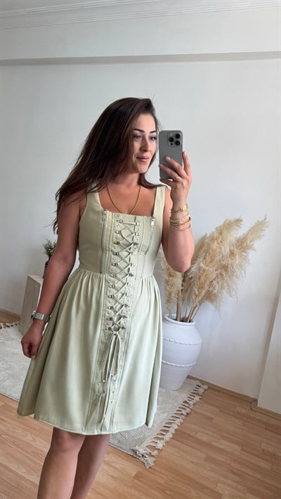 Taş ve Bağcık Detaylı Mini Elbise – Mint