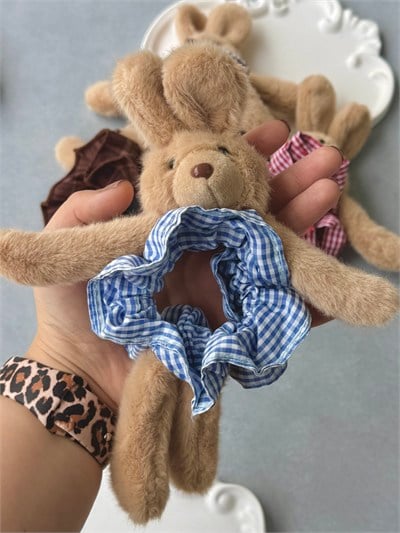 Peluş Tavşan Ekose Desenli Topuz Lastik