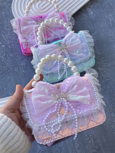 İnci Kulplu Parlak Dikdörtgen Çanta