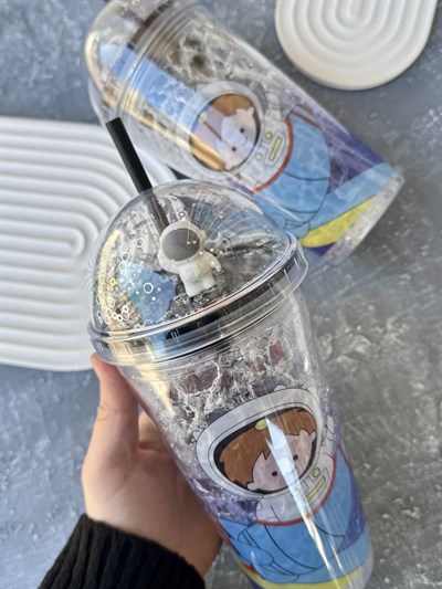 Pipetli Astronot Bardak