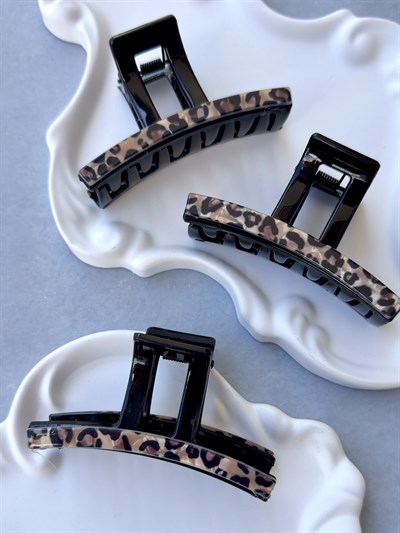 Leopar Detaylı Siyah Mandal Toka