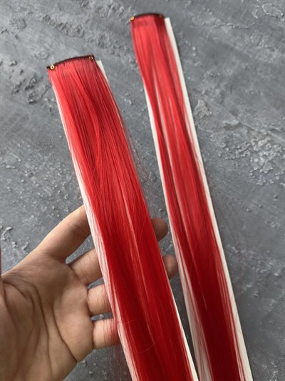 Kırmızı Renk Çıtçıtlı Yapay Saç