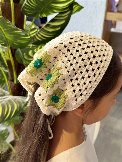 Papatya Desenli Bohem Bandana 