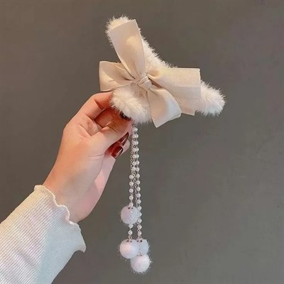 Ponpon Sarkıtlı Peluş Mandal