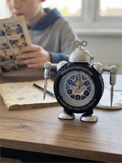 Gri Robot Çalar Saat