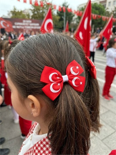 Kırmızı Bayrak Kurdele Klips Toka