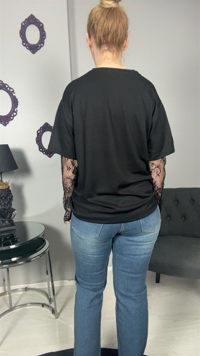 Dantel Detaylı Bluz