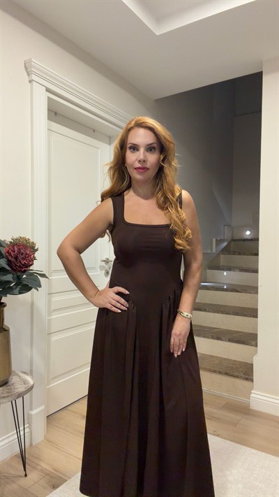 Muadil Elbise Kahve