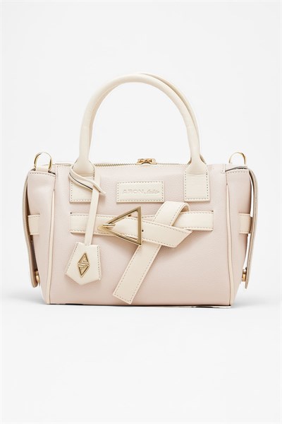 Kemer Toka Detaylı Orta Boy Uzun Askılı Kadın Günlük El ve Omuz Çantası Bej