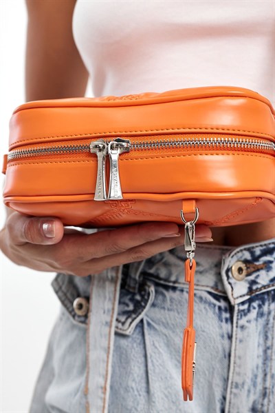 Küçük Boy Nakış Detaylı Crossbody Çapraz Askılı Kadın Omuz Çantası Turuncu
