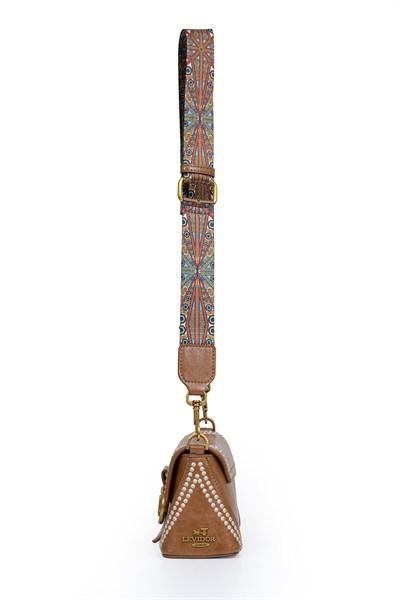 Otantik Fayton Metal Logo ve Etnik Desen Detaylı Kadın Omuz Çantası LV930575 Camel