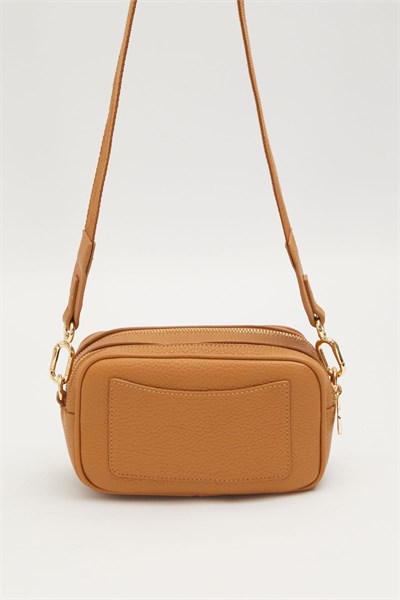 Uzun Askılı Küçük Boy Crossbody Çift Bölmeli Logo Detaylı Kadın Günlük Omuz Çantası Camel