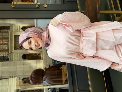 SELEN TAKIM | PEMBE