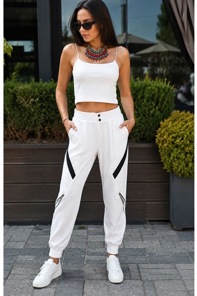 Modern Kesim Yan Şeritli ve Fermuar Detaylı Jogger Pantolon