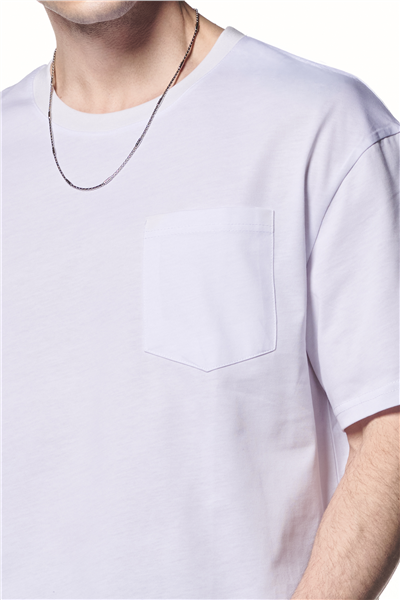 Cepli Kısa Kollu T-Shirt