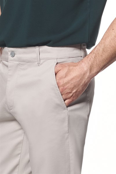Pamuk Karışımlı Straight Fit Pantolon