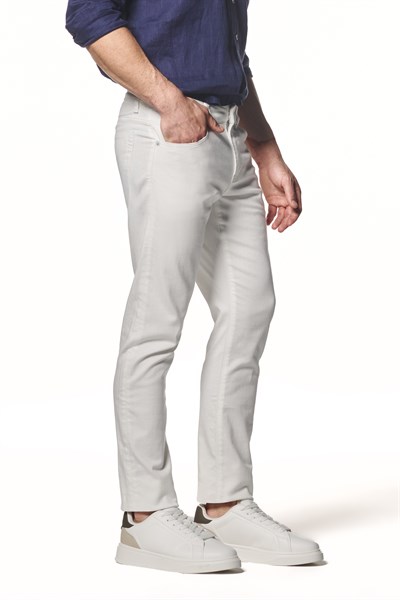 Slim Fit Jean