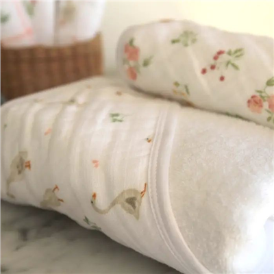 Aden & Anais - Country Floral Şapkalı Banyo Havlusu 2li Set