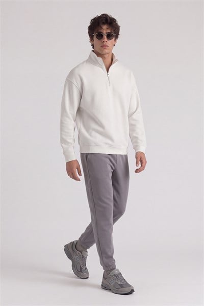 Basic Oversize Yarım Fermuarlı Sweatshirt
