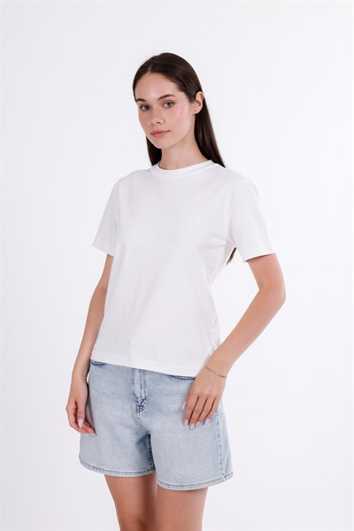 Basic T-Shirt