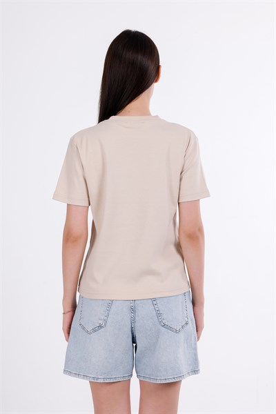 Basic T-Shirt