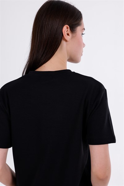 Basic T-Shirt