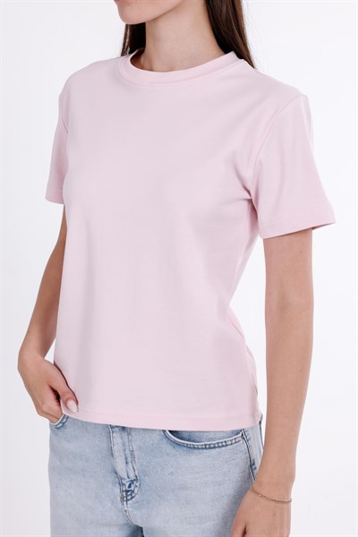Basic T-Shirt