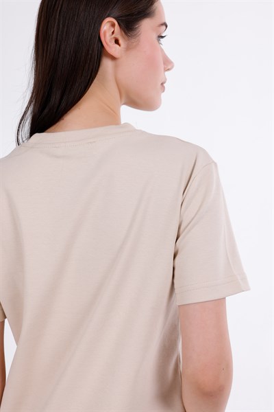 Basic T-Shirt