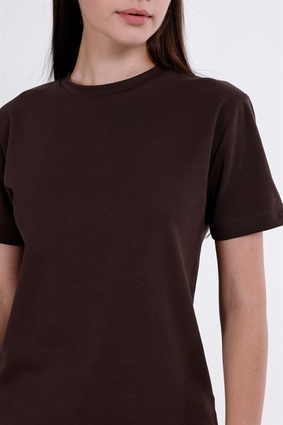 Basic T-Shirt