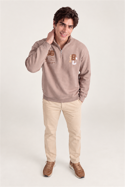 Club Company Nakışlı Yarım Fermuarlı Sweatshirt