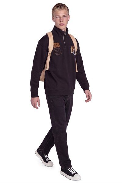 Club Company Nakışlı Yarım Fermuarlı Sweatshirt