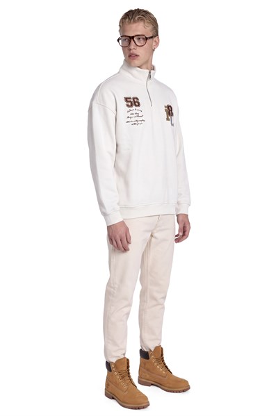 Club Company Nakışlı Yarım Fermuarlı Sweatshirt