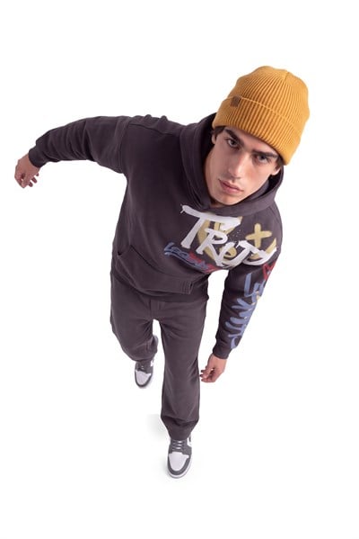 Grafiti Baskılı Kapüşonlu Sweatshirt