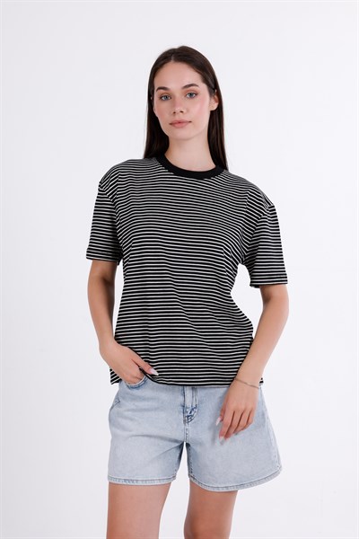 Kısa Kollu Çizgili T-Shirt
