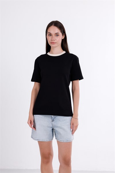 Kontrast Yaka Basic T-Shirt