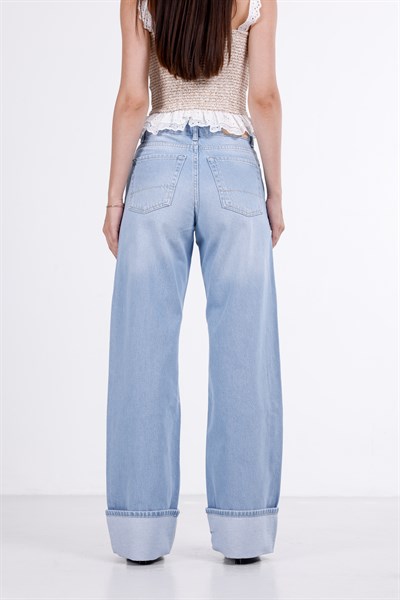Paça Katlı Wide Leg Jean