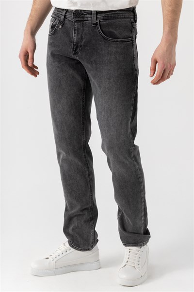 Regular Jean