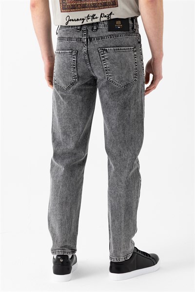 Straight Jean