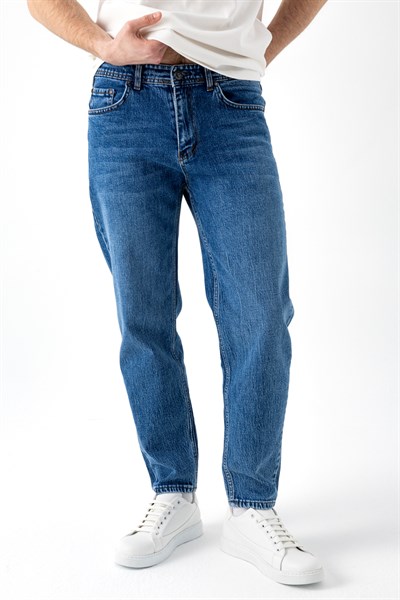 Tapered Jean