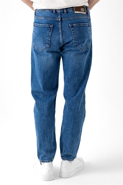 Tapered Jean