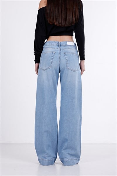 Wide Leg Jean