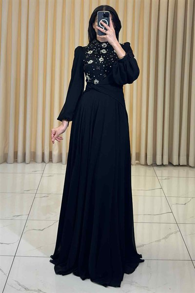 Belden Bağlamalı Taş Detaylı Şifon Tesettür Abiye Siyah