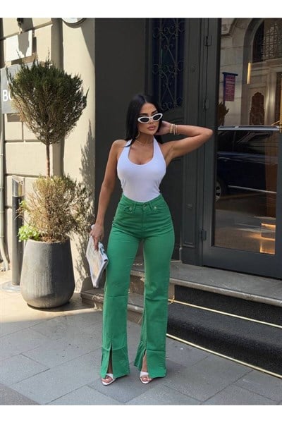 Kadın Yırtmaç Detaylı Flare Jean