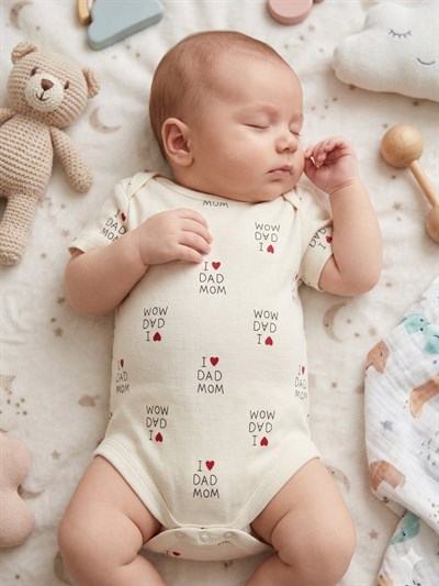 Beyaz Kısa kol Dad Mom baskılı Bebek Zıbın Bisiklet Yaka Unisex Body %100 Pamuk