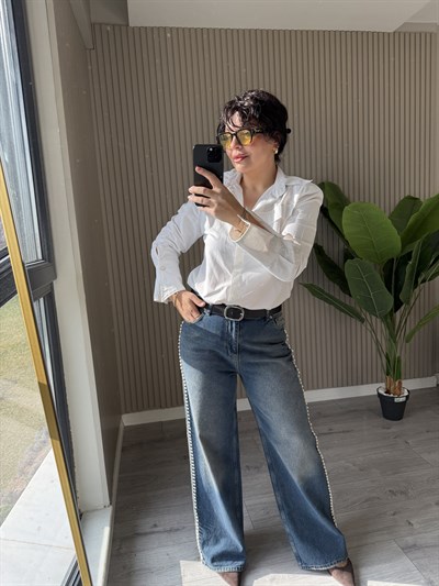 Kenarları Taşlı Jean