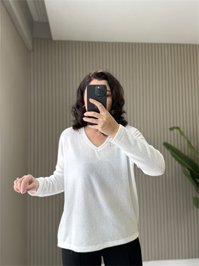 Yarasa Model Beyaz Yumoş Bluz