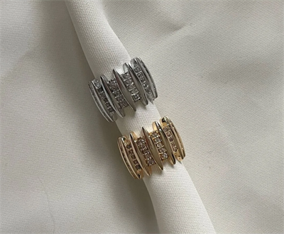 Zigzag Kıkırdak Küpe