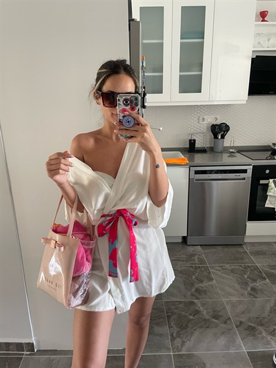Beyaz Kimono