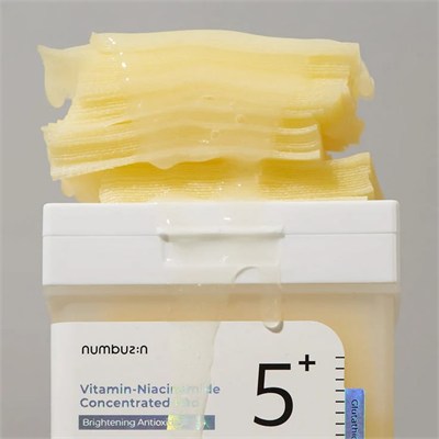NUMBUZIN No.5+ Glutathione Vitamin Concentrated Toner Pads (Glutatyon ve Vitamin İçeren Leke Karşıtı, Aydınlatıcı Tonik Pedleri)